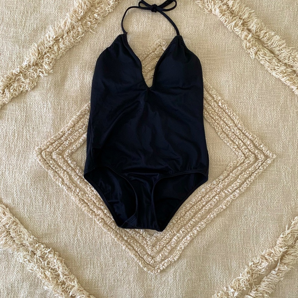⚫️Back one piece swimsuit⚫️